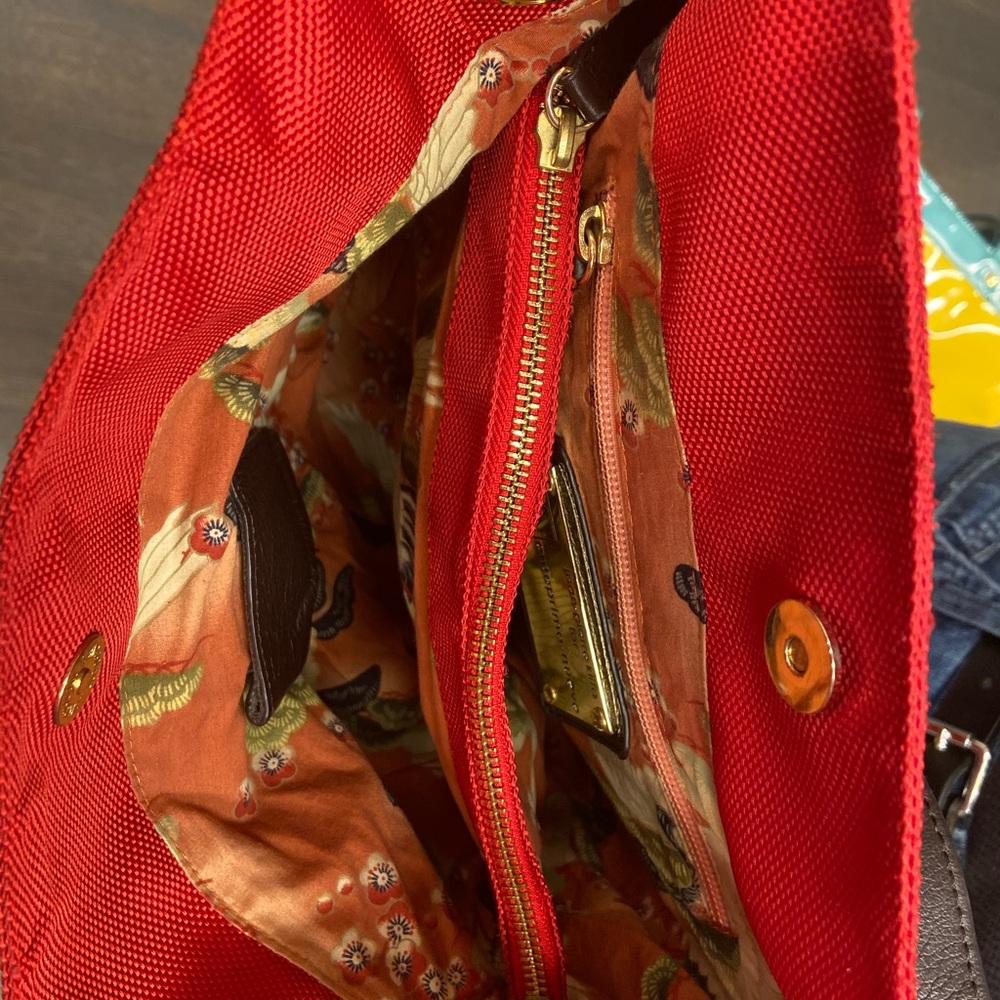 Red Bag - Picture 3 of 4